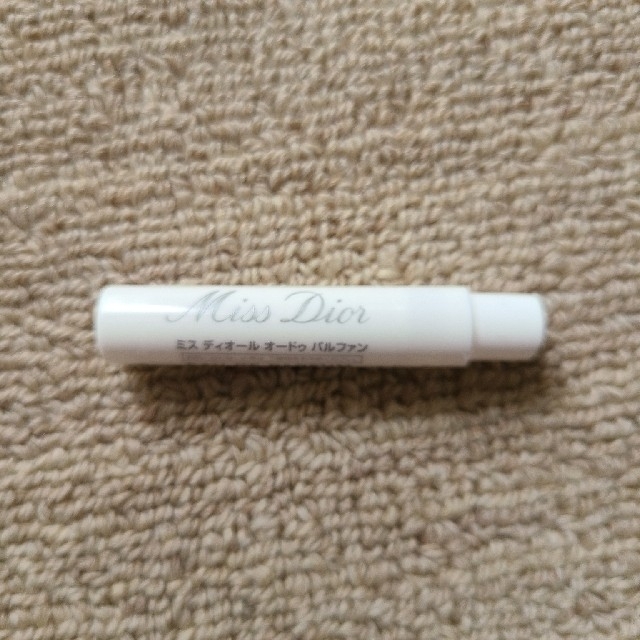 Dior(ディオール)のDior サンプル香水 コスメ/美容のキット/セット(サンプル/トライアルキット)の商品写真