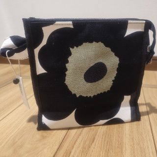 マリメッコ(marimekko)のmarimekko マチ付きポーチ(ポーチ)