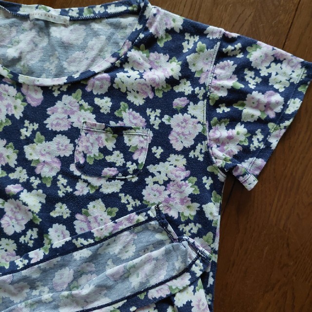 LOWRYS FARM(ローリーズファーム)の花柄半袖Tシャツ 3枚＊LOWRYSFARM他 レディースのトップス(Tシャツ(半袖/袖なし))の商品写真