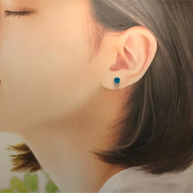 ネオンブルーアパタイト ピアス - アクセサリー ネオンブルーアパタイト ピアス - アクセサリー