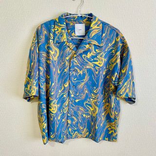 ルイス(Lui's)のLui's マーブル柄ショートスリーブシャツ　ブルー　新品タグ付き(シャツ)