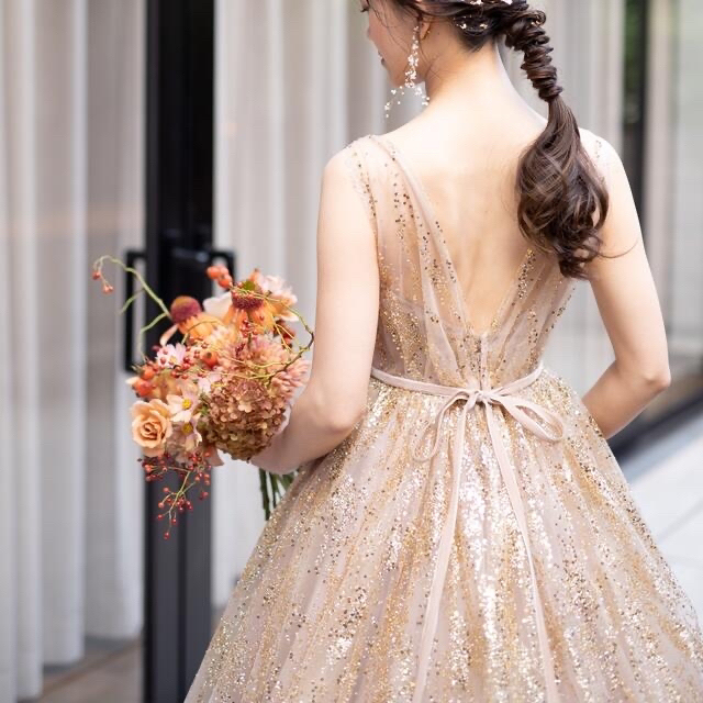 カラードレス(ゴールド×ベージュ)・グリッタードレス/AMANTHA BRIDE レディースのフォーマル/ドレス(その他ドレス)の商品写真