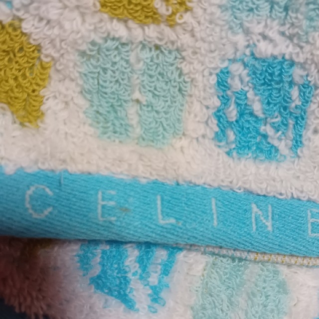 celine(セリーヌ)の値下げ📌【訳あり】セリーヌ☆大判タオルハンカチ レディースのファッション小物(ハンカチ)の商品写真