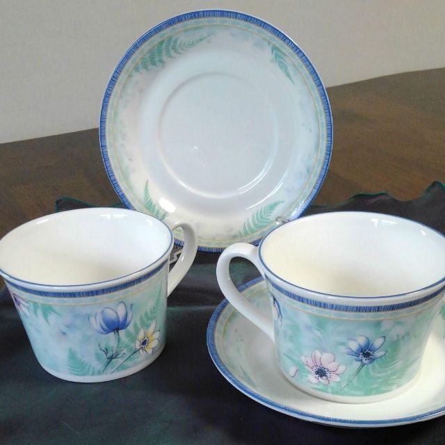 売り切れ必至！ WEDGWOOD デルフィーナ ティーポット キッチン/食器 sccps.org