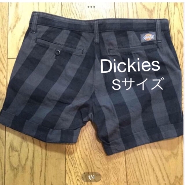 Dickies(ディッキーズ)の値下げ¥1888→¥1333 ディッキーズ ブロックチェック ショートパンツ S レディースのパンツ(ショートパンツ)の商品写真