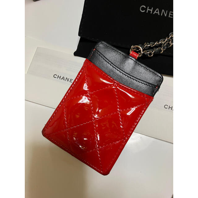 CHANEL(シャネル)のてちぺん様専用       CHANEL チェーンストラップココマークパスケース レディースのファッション小物(パスケース/IDカードホルダー)の商品写真