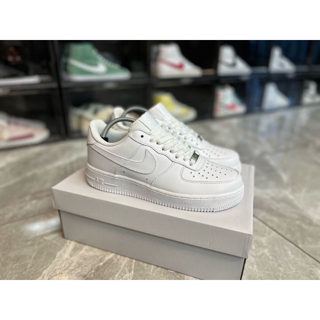 AF1 スニーカー