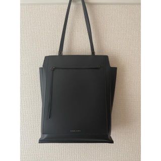 チャールズアンドキース(Charles and Keith)のCHARLES & KEITH ジオメトリック トートバッグ(トートバッグ)