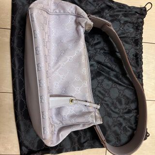 グッチ(Gucci)のGUCCIカバン(ショルダーバッグ)