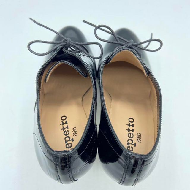 repetto(レペット)の★新品未使用★レペット パンプス 24.5 黒 エナメル 紐 レディース 靴 レディースの靴/シューズ(ハイヒール/パンプス)の商品写真