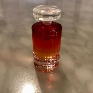 ランコム(LANCOME)の【未使用・匿名発送】ランコム マニフィーク EDP 5ml (香水(女性用))