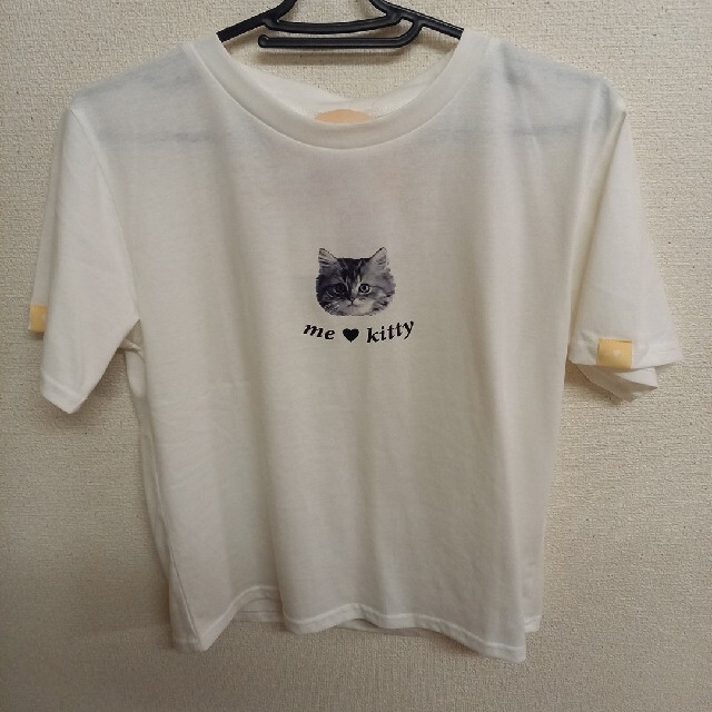 しまむら(シマムラ)のしまむら　velle×rii×Hanaコラボ　ネコプリントTシャツ　Lサイズ メンズのトップス(Tシャツ/カットソー(半袖/袖なし))の商品写真