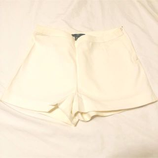 エイチアンドエム 白 ショートパンツ(レディース)の通販 100点以上