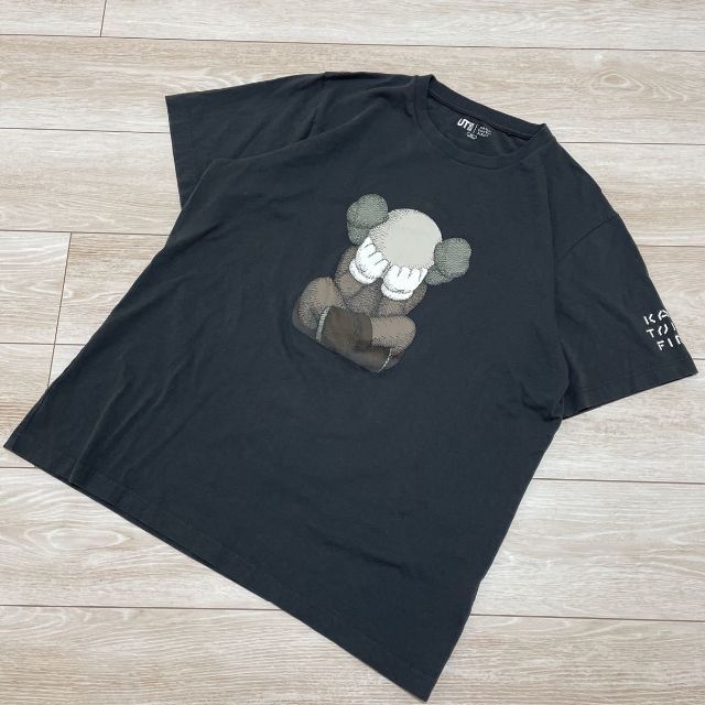 UNIQLOユニクロ KAWS カウズ Tシャツ 2枚セット 1