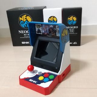 エスエヌケイ(SNK)のNEOGEO mini(ネオジオミニ) フルセット(家庭用ゲーム機本体)