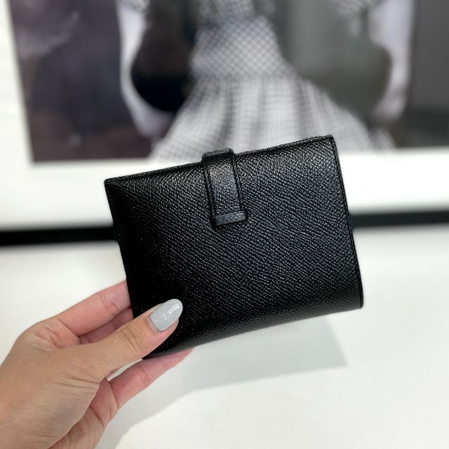 美品 エルメス ベアンコンパクト ヴォーエプソン ブラック Y刻印