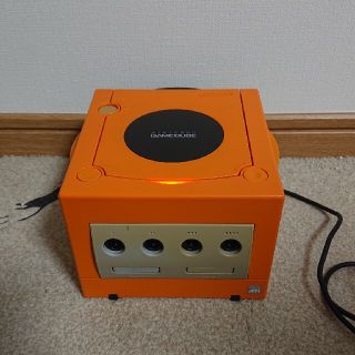 ニンテンドーゲームキューブ(ニンテンドーゲームキューブ)のニンテンドー ゲームキューブ オレンジ(家庭用ゲーム機本体)