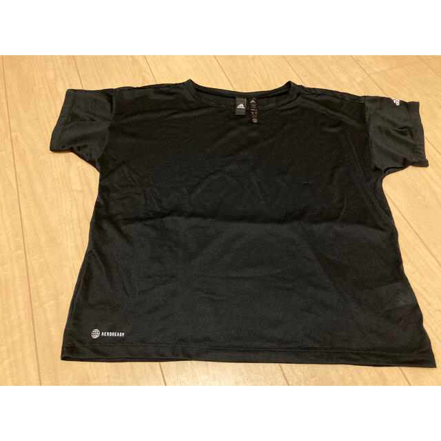 adidas(アディダス)の最終値下げ！アディダス　HC2529 レディースのトップス(Tシャツ(半袖/袖なし))の商品写真