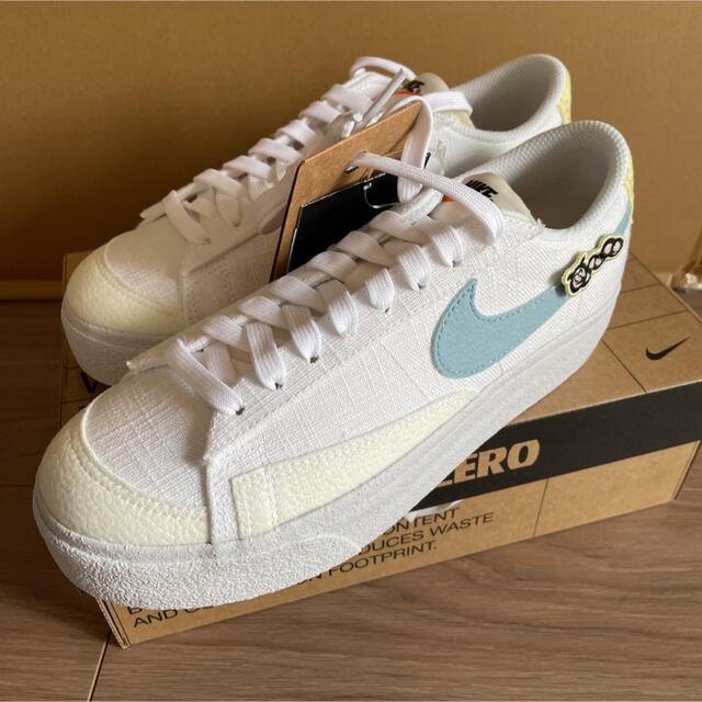 【新品　タグ付き】NIKE DJ6376-100 ナイキ ブレーザー LOW