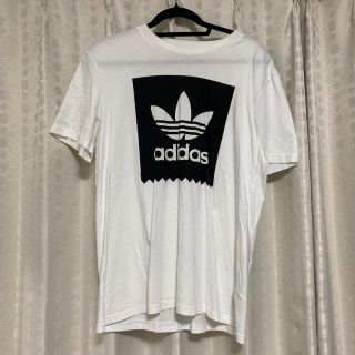 アディダス(adidas)のadidas Tシャツ(Tシャツ(半袖/袖なし))