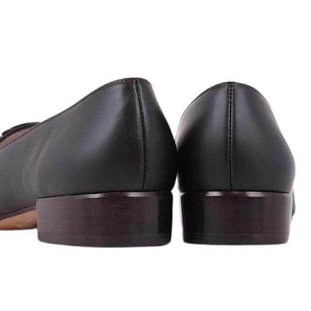 Salvatore Ferragamo(サルヴァトーレフェラガモ)のサルヴァトーレ フェラガモ パンプス ヴァラ金具 ヒール カーフレザー 6C レディースの靴/シューズ(ハイヒール/パンプス)の商品写真