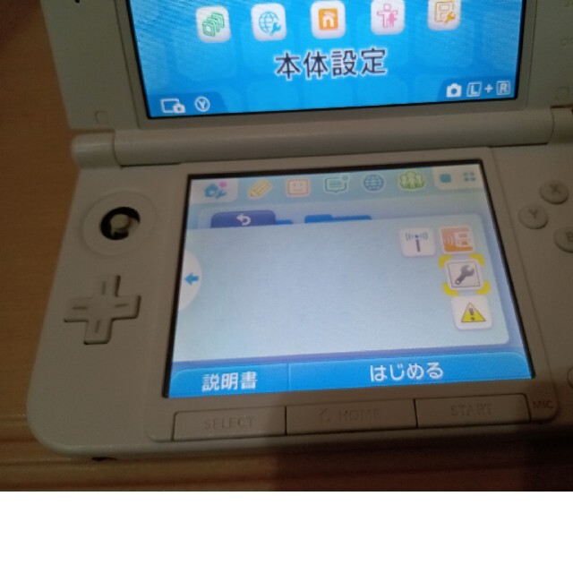 任天堂3DSLL  不具合あり　タッチペンなし エンタメ/ホビーのゲームソフト/ゲーム機本体(携帯用ゲーム機本体)の商品写真
