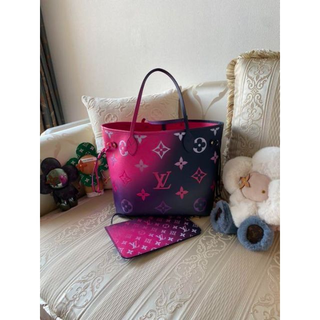 Louis Vuitton ルイヴィトン ネヴァーフルMMグラデーション
