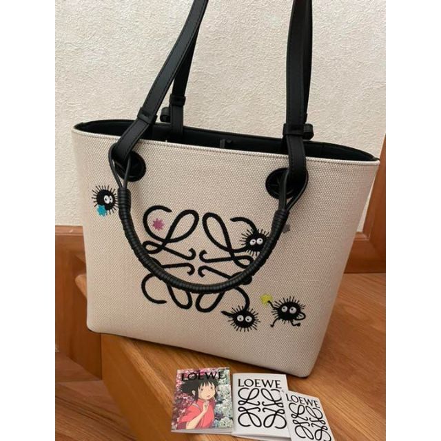 一部予約!】 LOEWE - 千と千尋×ロエベ ススワタリ アナグラムトート