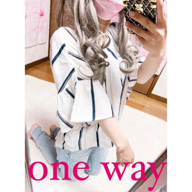 one*way(ワンウェイ)の4935.one way バックリボン ストライプ フリルスリーブ ブラウス レディースのトップス(シャツ/ブラウス(半袖/袖なし))の商品写真