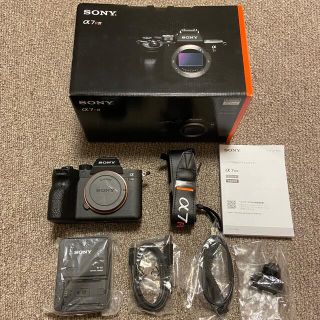 ソニー(SONY)の【極美品】SONY α7R IV ILCE-7RM4 （A7R4,A7RIV）(ミラーレス一眼)