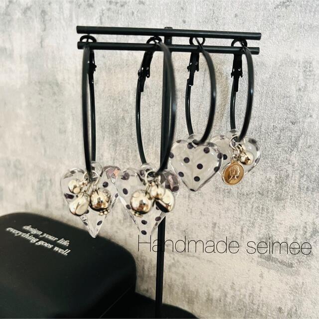 ZARA(ザラ)のmonotone hoop pierce  ドット柄　クリアハート レディースのアクセサリー(ピアス)の商品写真