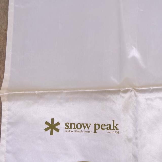 Snow Peak(スノーピーク)のスノーピーク SNOW PEAK WAY 2010 シルク タペストリー スポーツ/アウトドアのアウトドア(その他)の商品写真