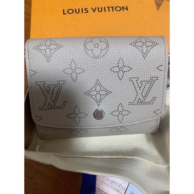 LOUIS VUITTON(ルイヴィトン)のTKTK様LOUISVUITTONポルトフォイユイリスコンパク新品M62542 レディースのファッション小物(財布)の商品写真