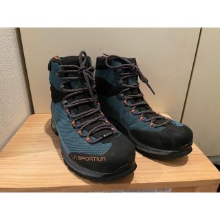 スポルティバ(LA SPORTIVA)のスポルティバ　トランゴ TRK GTX(登山用品)