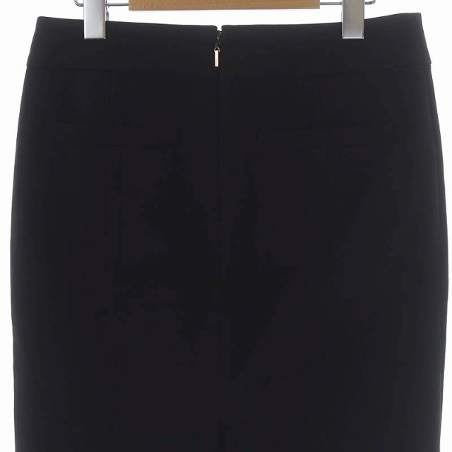 EPOCA(エポカ)のエポカ バックスリットタイトスカート 膝丈 ストレッチ 40 黒 ブラック レディースのスカート(ひざ丈スカート)の商品写真