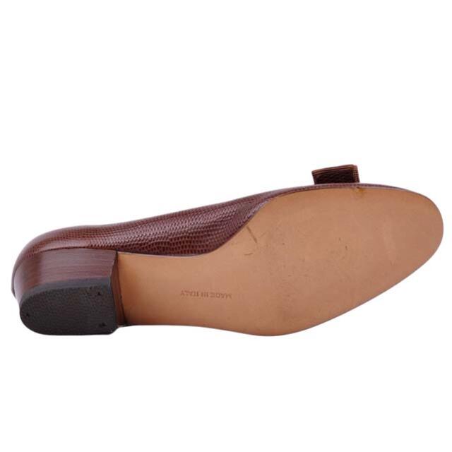 Salvatore Ferragamo(サルヴァトーレフェラガモ)のサルヴァトーレ フェラガモ パンプス ヴァラ リボン リザード型押し ヒール 靴 レディースの靴/シューズ(ハイヒール/パンプス)の商品写真