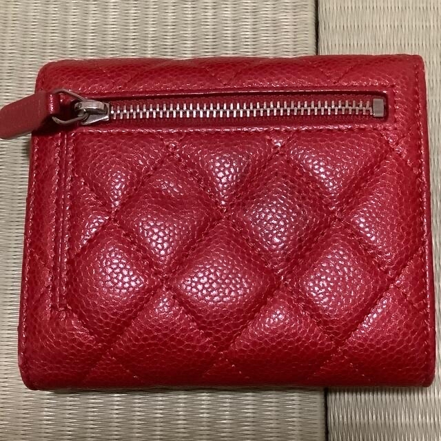 CHANEL(シャネル)のCHANELシャネル　マトラッセ　三つ折り財布　ラムスキン　正規品 レディースのファッション小物(財布)の商品写真