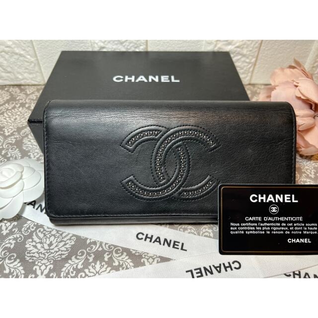 CHANEL☆シャネルＣＣロゴ二つ折財布