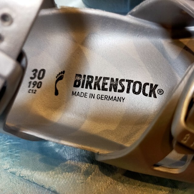 BIRKENSTOCK(ビルケンシュトック)の【新品】BIRKEN　サンダル19㌢ キッズ/ベビー/マタニティのキッズ靴/シューズ(15cm~)(サンダル)の商品写真