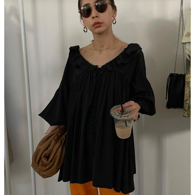 Ameri VINTAGE(アメリヴィンテージ)のAmeri◆NEGLIGEE LOOSE BLOUSE ブラック レディースのトップス(シャツ/ブラウス(長袖/七分))の商品写真