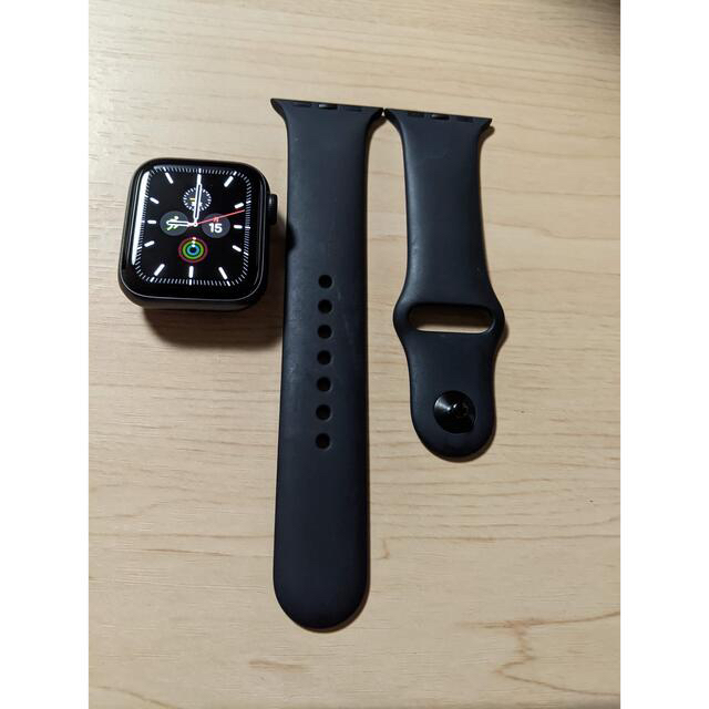 Apple Watch SE 40mm Space Gray GPSモデル