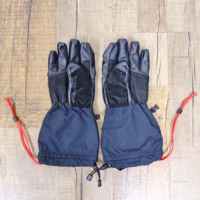 THE NORTH FACE(ザノースフェイス)のザノースフェイス AMA DABLAM GLOVE NN86900 アマダブラム スポーツ/アウトドアのスキー(ウエア)の商品写真