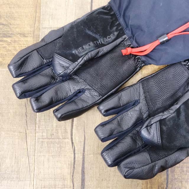 THE NORTH FACE(ザノースフェイス)のザノースフェイス AMA DABLAM GLOVE NN86900 アマダブラム スポーツ/アウトドアのスキー(ウエア)の商品写真