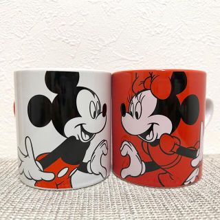 ディズニー(Disney)の《お値下げ》ミッキー &ミニー　ペアマグカップ(食器)