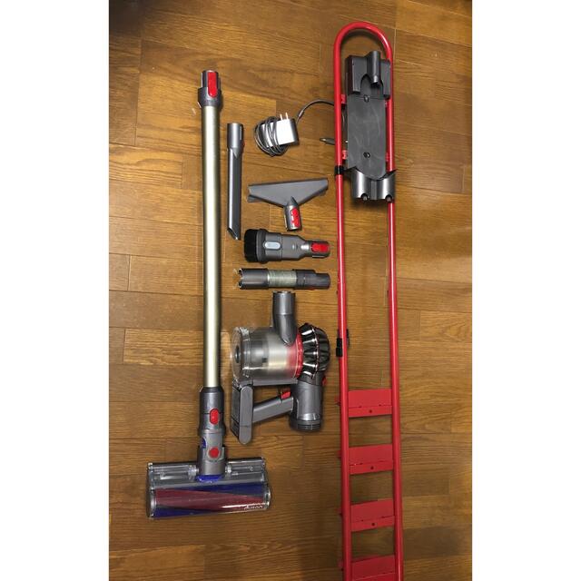 お値下げしました❗️Dyson V7 Fluffy ダイソン　掃除機　セット