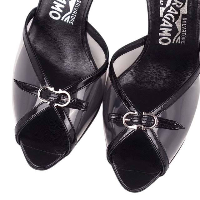 Salvatore Ferragamo(サルヴァトーレフェラガモ)のサルヴァトーレ フェラガモ パンプス ガンチーニ オープントゥ レザー 靴 レディースの靴/シューズ(ハイヒール/パンプス)の商品写真