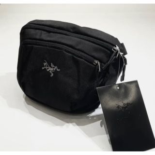 アークテリクス(ARC'TERYX)の【新品】アークテリクス マカ2 ブラック　MAKA2 ボディーバッグ　残り一点(ショルダーバッグ)