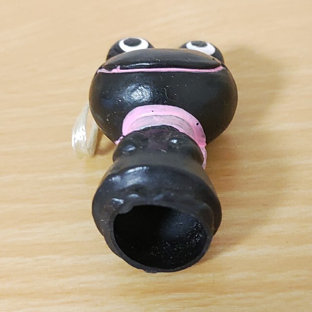 昭和レトロ古い黒ケロちゃん指人形コロちゃん珍色☆希少カラー 昭和レトロ古い黒ケロちゃん指人形コロちゃん珍色☆希少カラー