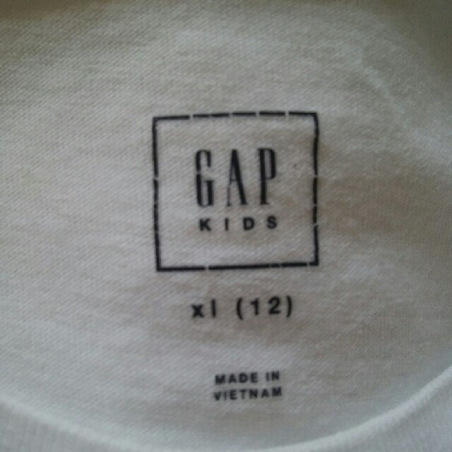 GAP Kids(ギャップキッズ)のGAP 長袖 Tシャツ 150 キッズ/ベビー/マタニティのキッズ服男の子用(90cm~)(Tシャツ/カットソー)の商品写真