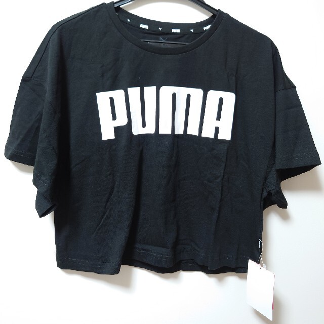 PUMA(プーマ)の■新品未使用■PUMA ロゴ　Ｔシャツ　黒 レディースのトップス(Tシャツ(半袖/袖なし))の商品写真